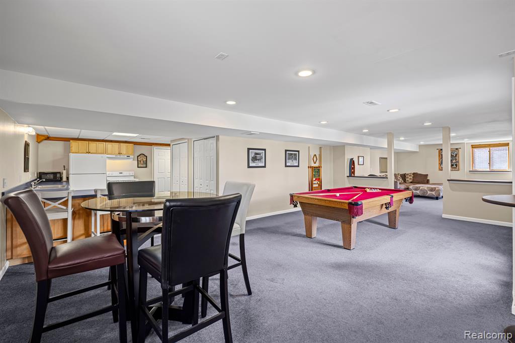 42890 BROOKSTONE Drive, Novi, MI 48377 — Photo 41
