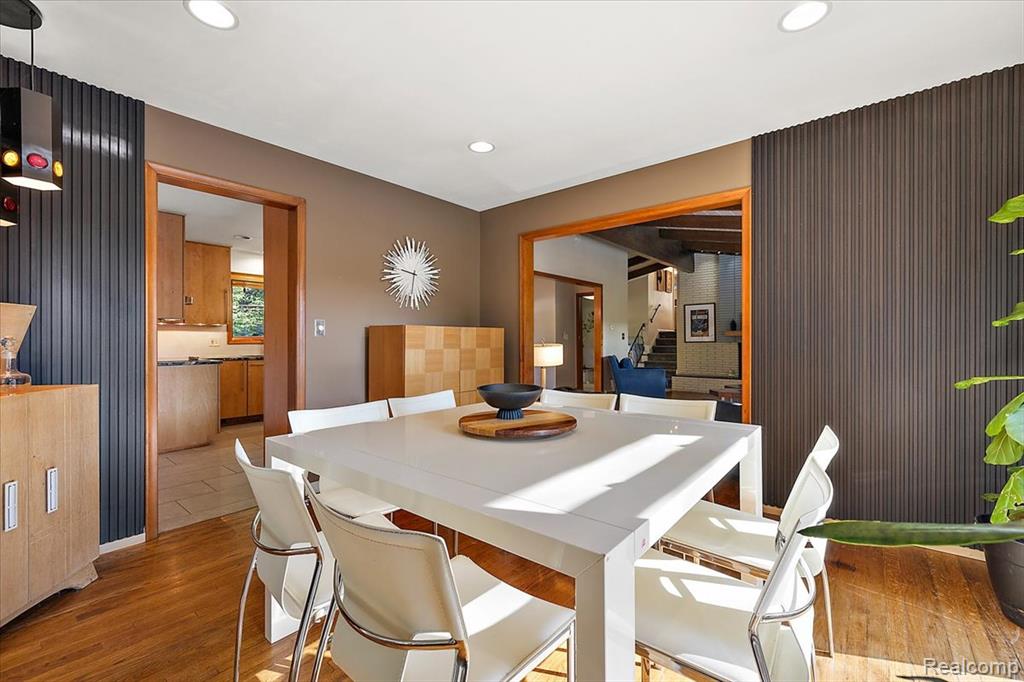 7315 Lindenmere Drive, Bloomfield Hills, MI 48301 — Photo 17