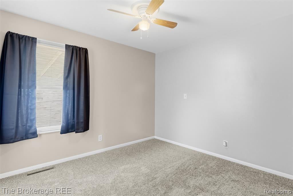6509 Silver Lake Road, Linden, MI 48451 — Photo 10