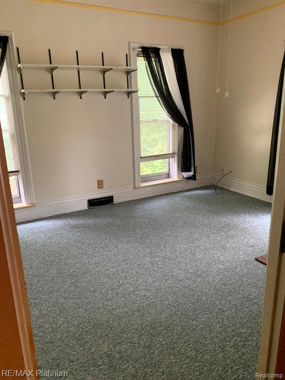 419 N State Street, Howell, MI 48843 — Photo 7