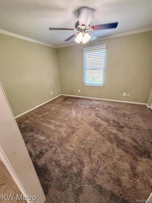 655 Sherry Drive, Lake Orion, MI 48362 — Photo 17