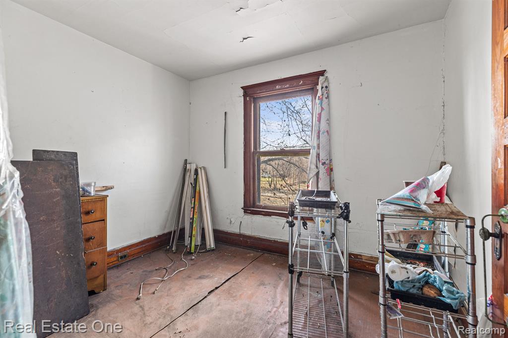 1821 HELEN Street, Detroit, MI 48207 — Photo 28