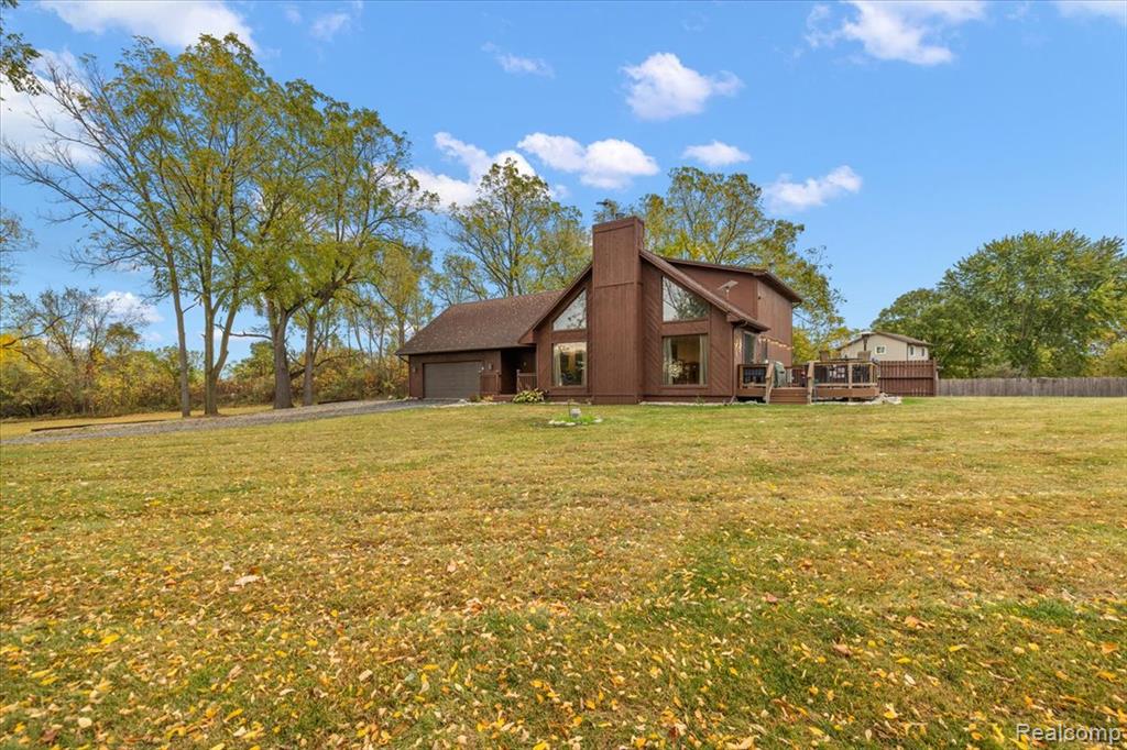 8021 Washburn Road, Goodrich Vlg, MI — Photo 45