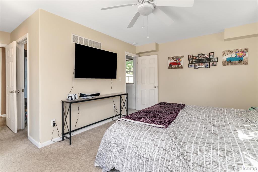 5420 Joslin Lk. Drive, Gregory, MI 48137 — Photo 27
