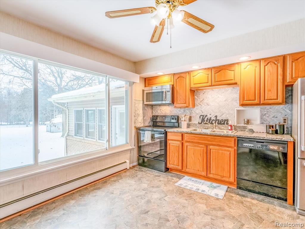 7045 CRANE Road, Ypsilanti, MI 48197 — Photo 17