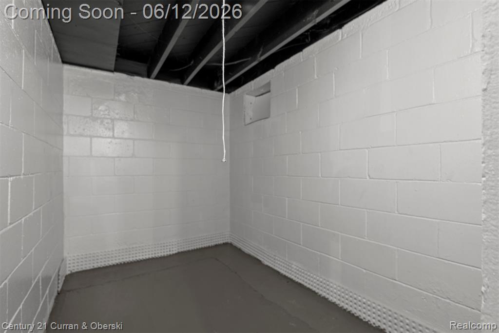 6719 Parkland Street, Dearborn Heights, MI 48127 — Photo 23