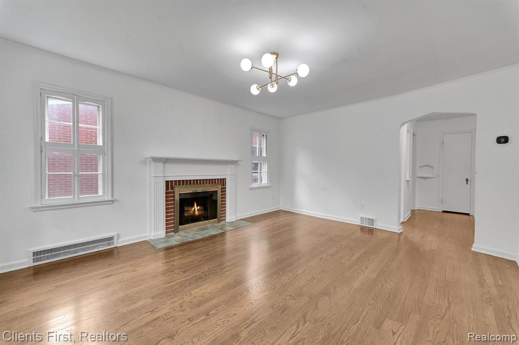 524 N York Street, Dearborn, MI 48128 — Photo 6