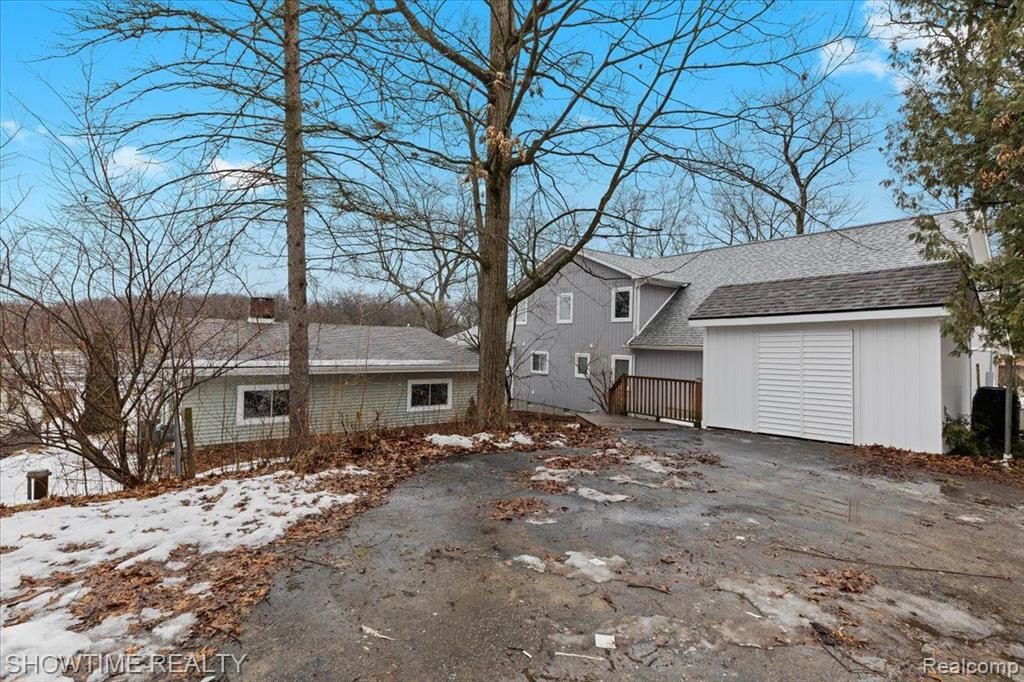 6739 BIG TRAIL Road, Holly, MI 48442 — Photo 3