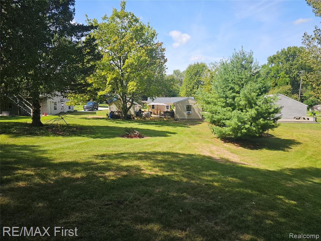 810 Forest Drive, Fenton, MI 48430 — Photo 5