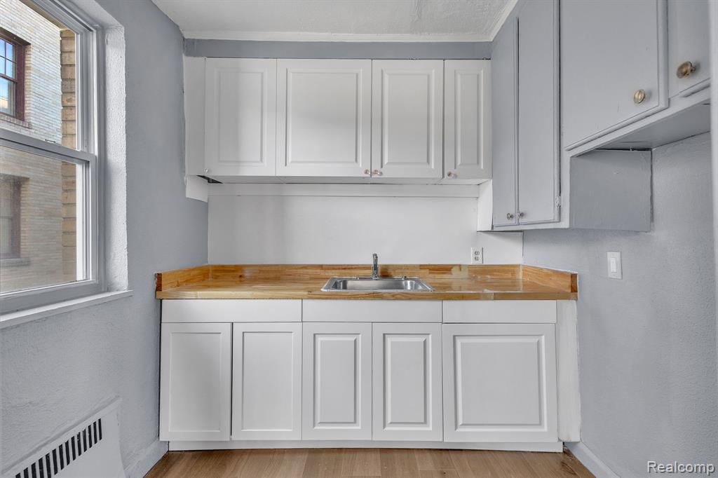 17701 Manderson Road, Highland Park, MI, 48203