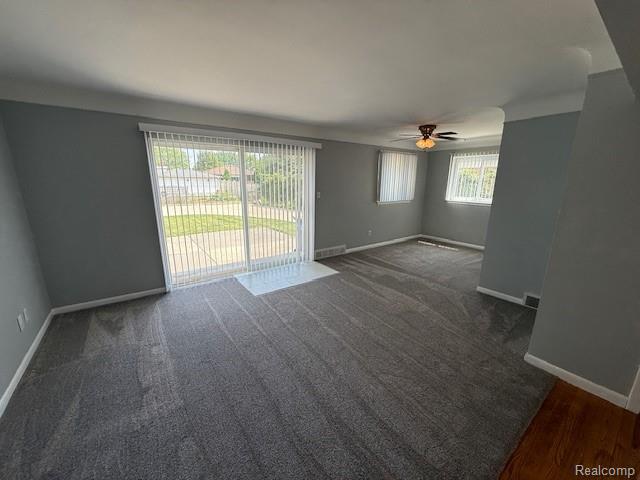 8403 Darlene Street, Warren, MI 48093 — Photo 7