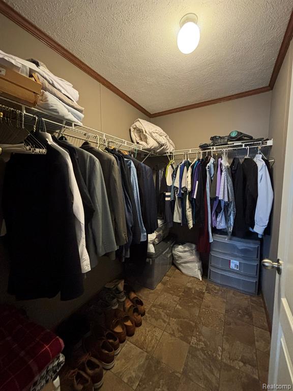 220 Pheasant Lane, Grand Blanc, MI 48439 — Photo 20