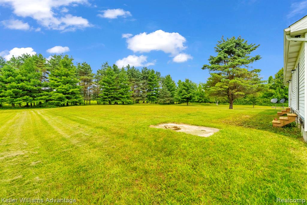379 N Lakeshore Road, Port Sanilac, MI 48469 — Photo 3