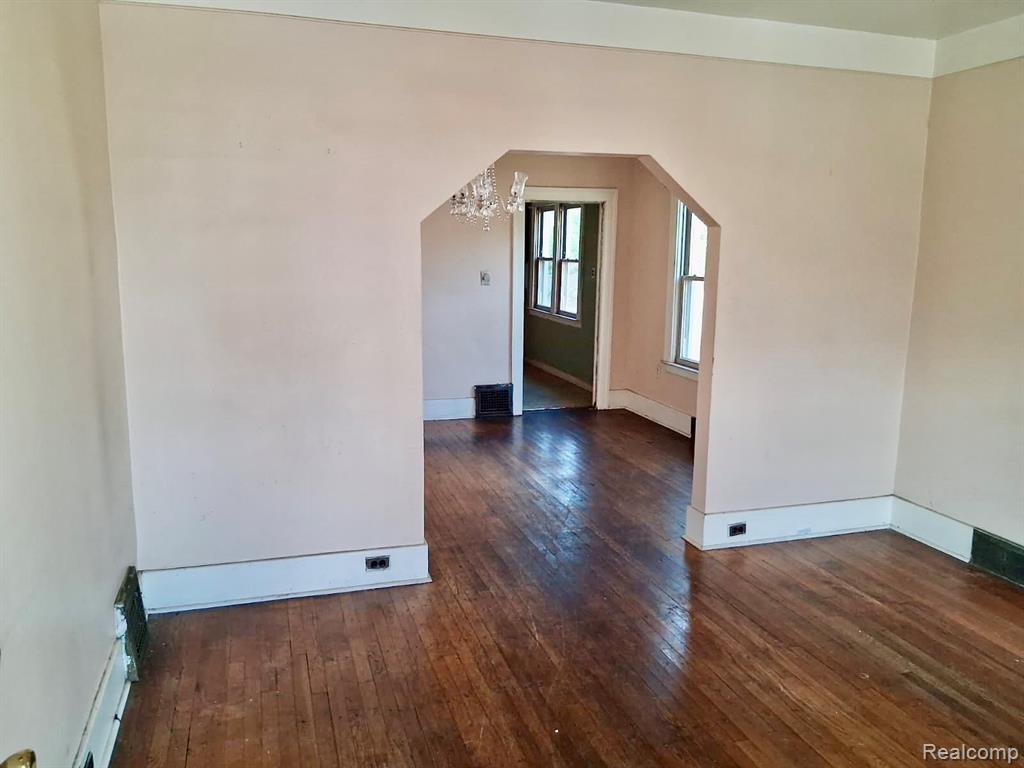 8221 Marion Street, Detroit, MI 48213 — Photo 3