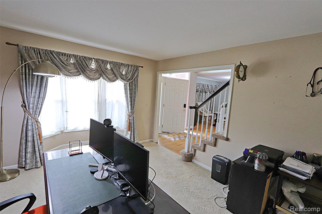 39405 Windsome Drive, Northville, MI 48167 — Photo 27