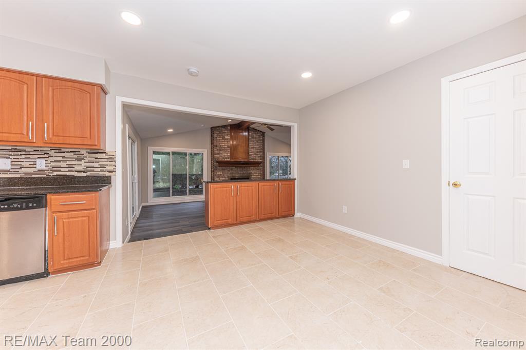 17148 PON VALLEY Drive, Northville, MI 48168 — Photo 60