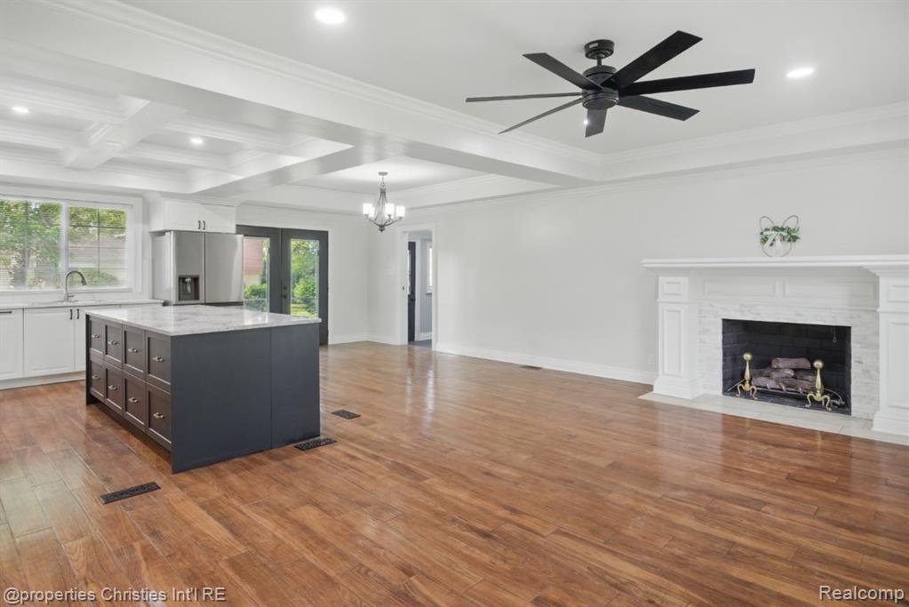 18051 Locherbie Avenue, Beverly Hills, MI 48025 — Photo 3