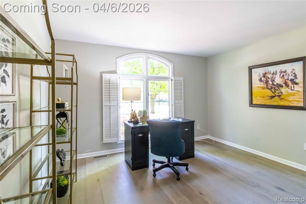 22170 ORCHARD Way, Beverly Hills, MI 48025 — Photo 10