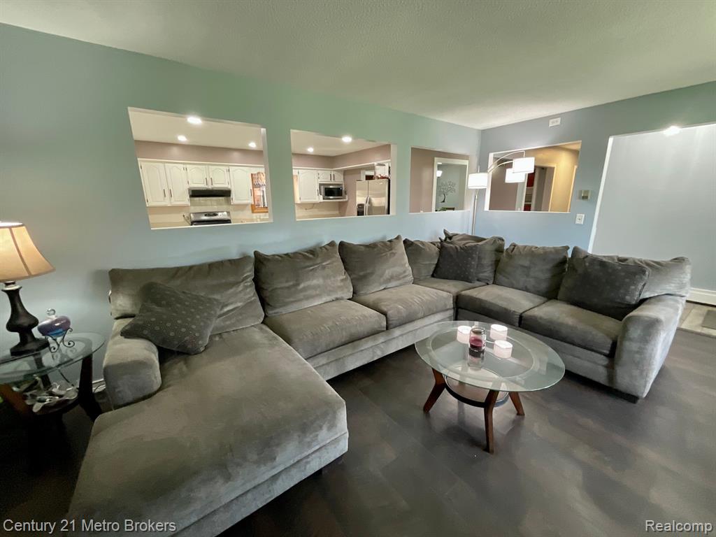 46444 WEAR Road, Belleville, MI 48111 — Photo 18