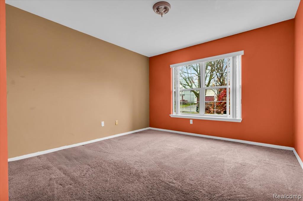 845 Canter Lane, Auburn Hills, MI 48326 — Photo 28