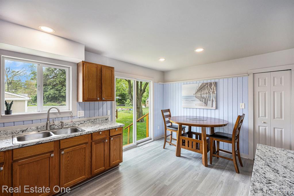 44080 DAVIS, Utica, MI 48317 — Photo 8