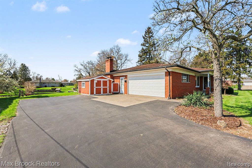 5030 Stellar Road, Shelby Twp, MI 48316 — Photo 5