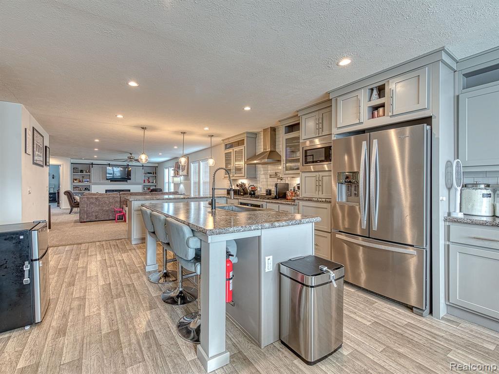 10747 S BROOKSTON Drive, Willis, MI 48191 — Photo 4