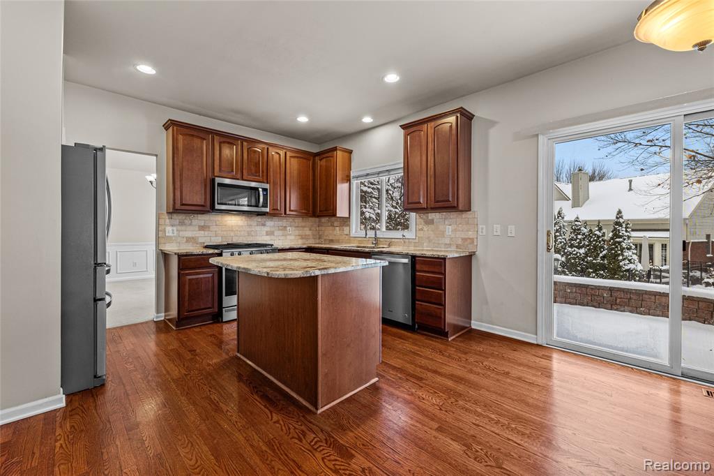 3904 KAELEAF Road, Lake Orion, MI — Photo 19
