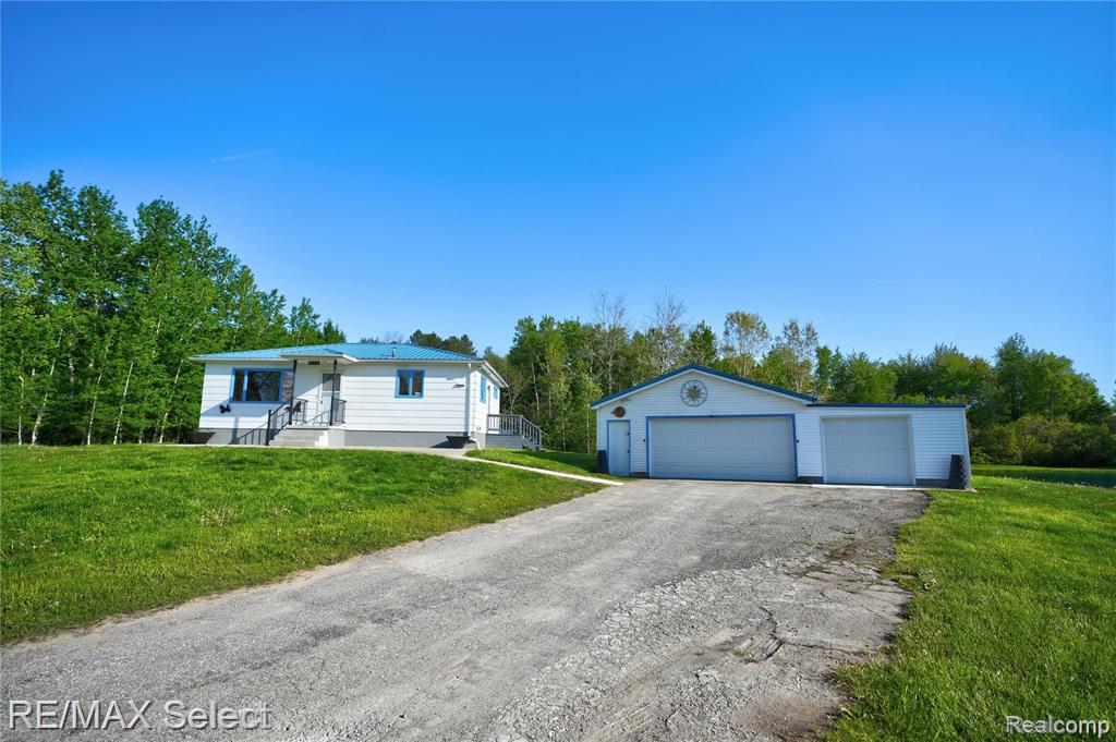 7414 North Road, Burtchville, MI 48059 — Photo 3