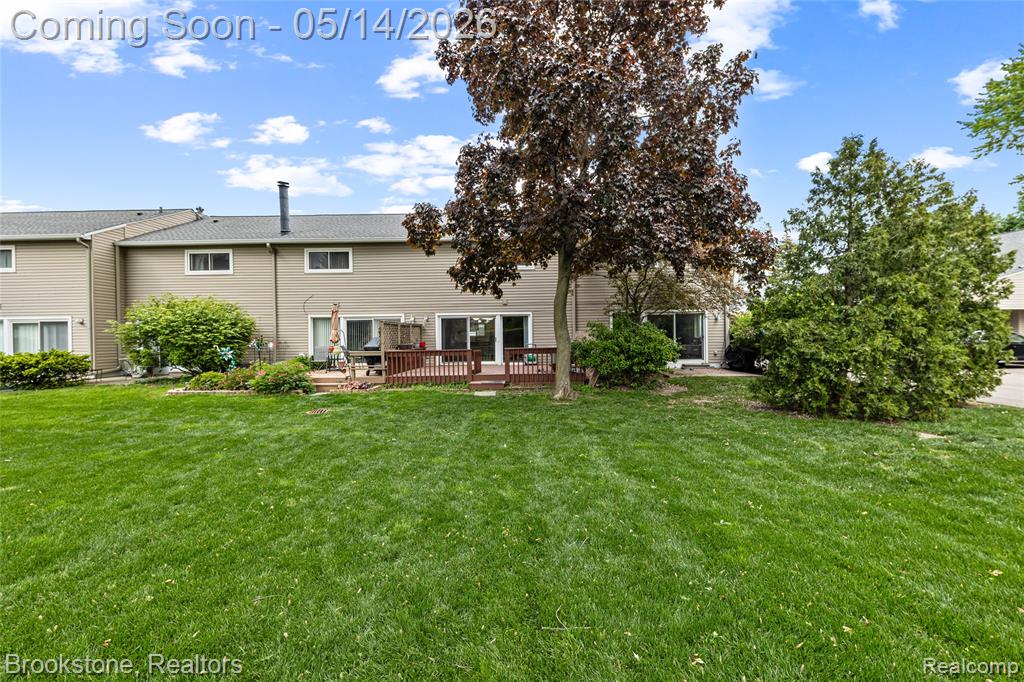 819 Kirts Boulevard, Troy, MI 48084 — Photo 29