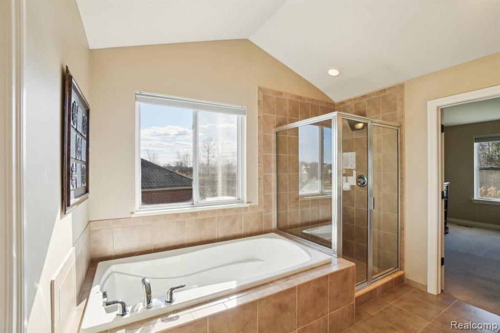 61223 BURNINGWOOD Drive, Washington, MI — Photo 26