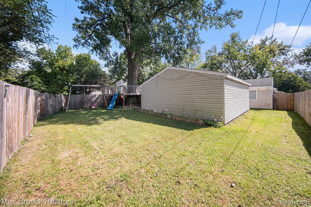 1719 KNOWLES Street, Ypsilanti, MI 48198 — Photo 14