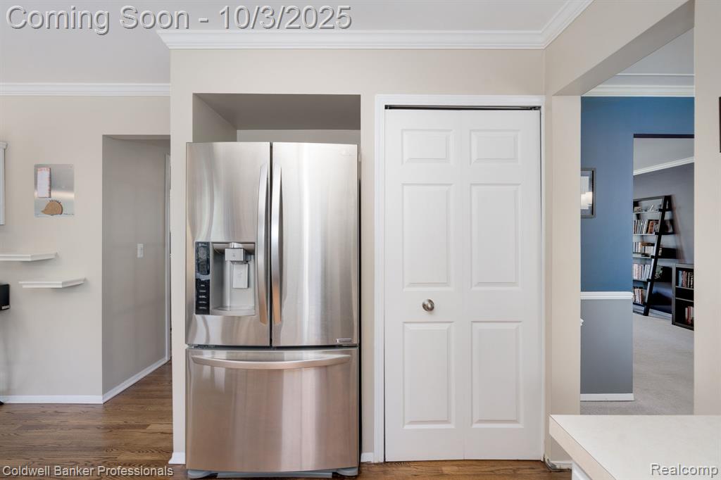 6844 Woodmere Drive, Canton, MI 48187 — Photo 24