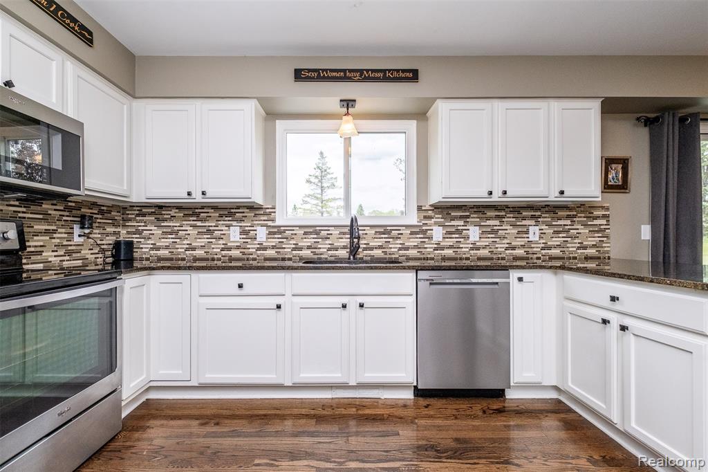 2780 Ivy Hill Drive, Commerce Twp, MI 48382 — Photo 13