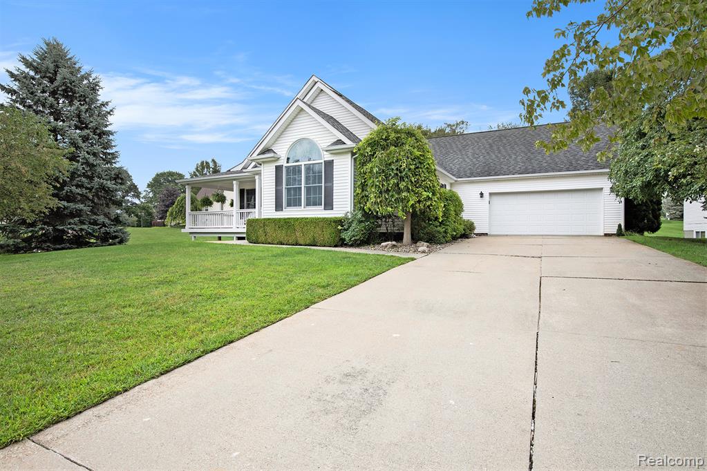 3677 Wedgewood Drive, Lapeer, MI 48446 — Photo 25