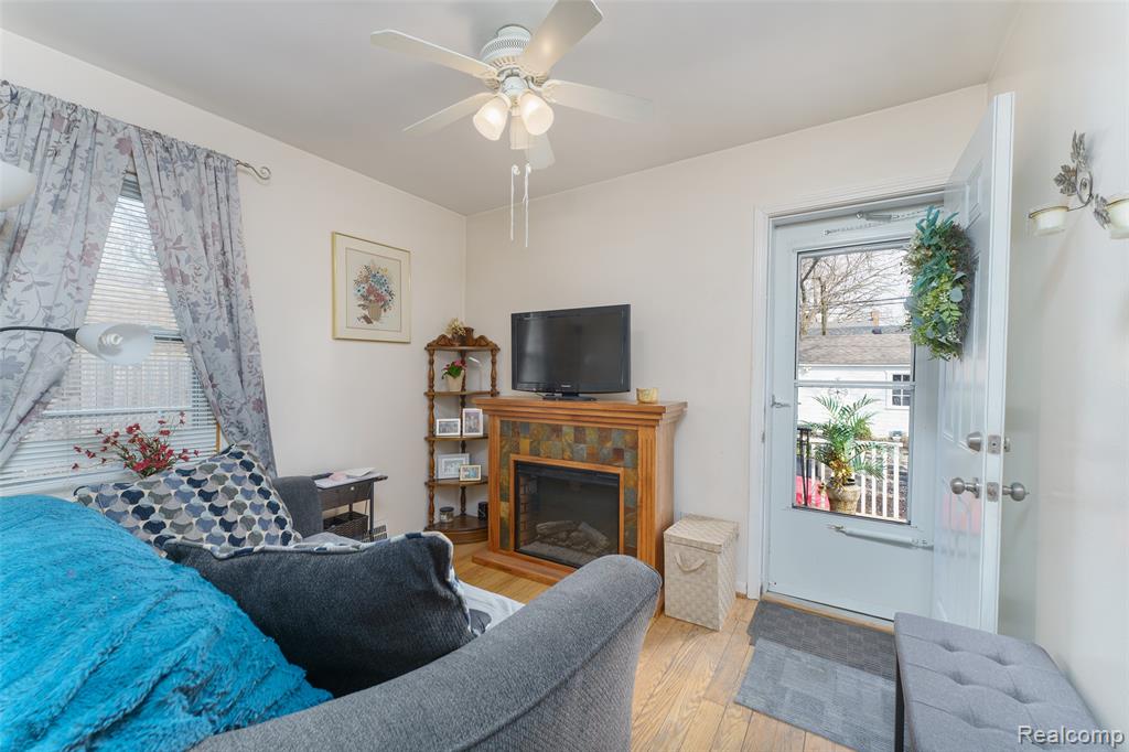 3714 Robina Avenue, Berkley, MI 48072 — Photo 15