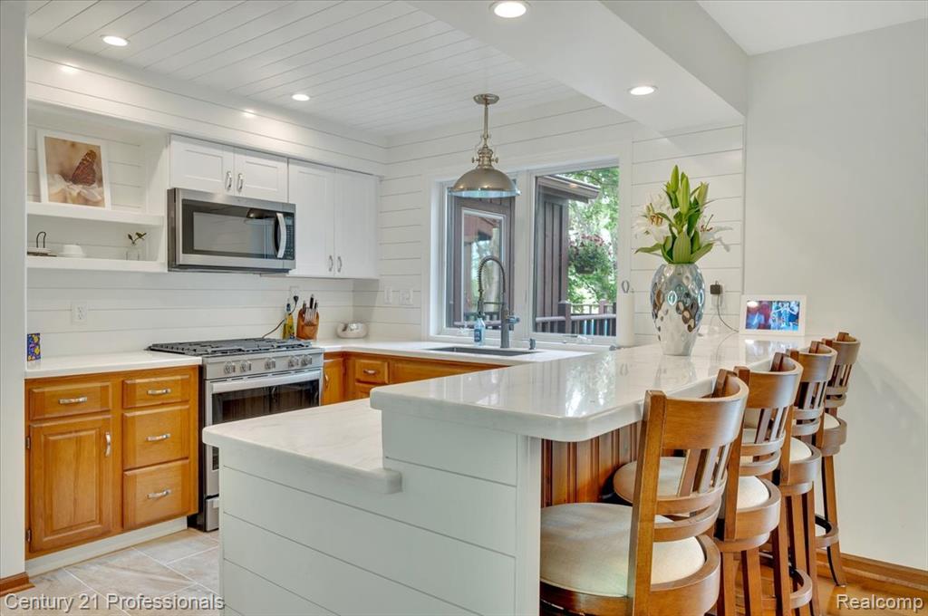 1155 Teakwood Circle, Haslett, MI 48840 — Photo 17
