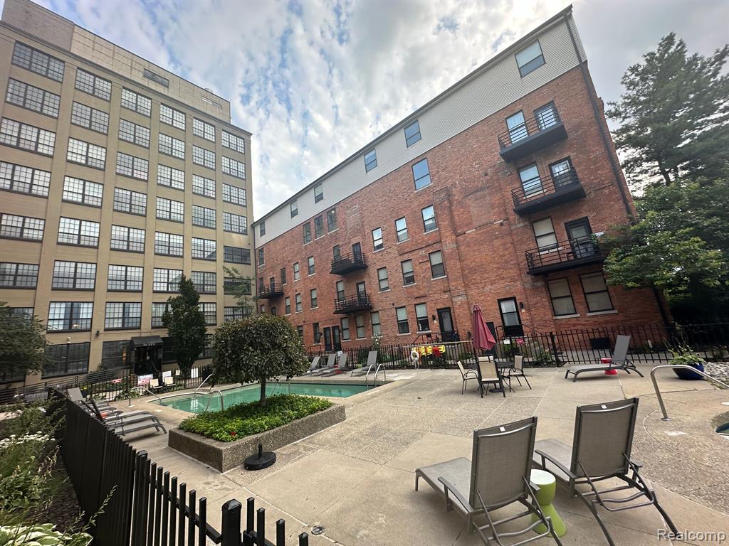 6533 E JEFFERSON Avenue, 14, Detroit, MI 48207 — Photo 7