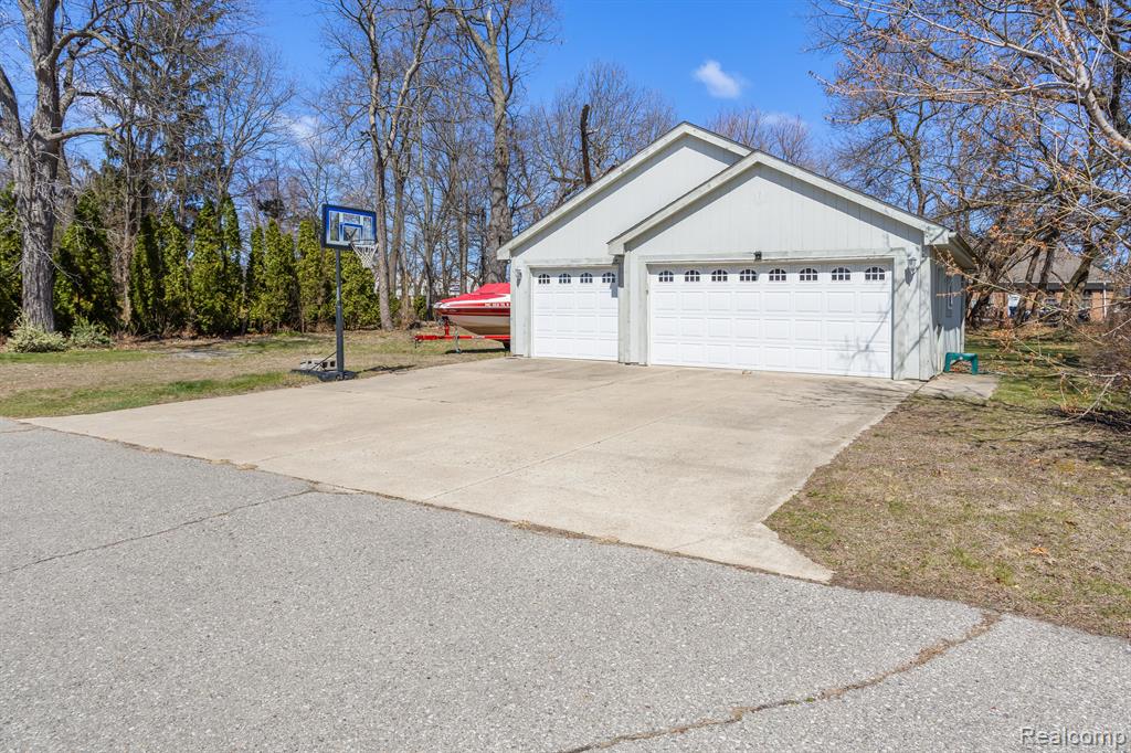 7989 LOCKLIN, West Bloomfield, MI 48324 — Photo 34