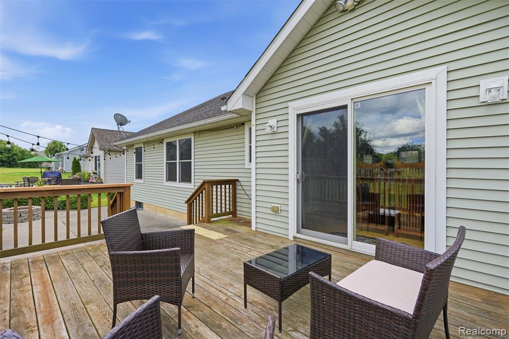 3477 Amber Oaks Drive, Howell, MI 48855 — Photo 27