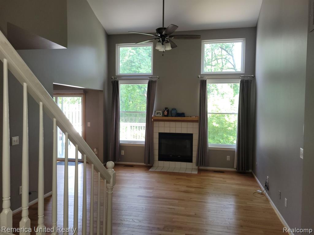 971 RIKKI ANN, Wixom, MI 48393 — Photo 5