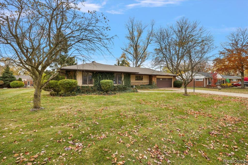 17455 Kinross Avenue, Beverly Hills, MI 48025 — Photo 4