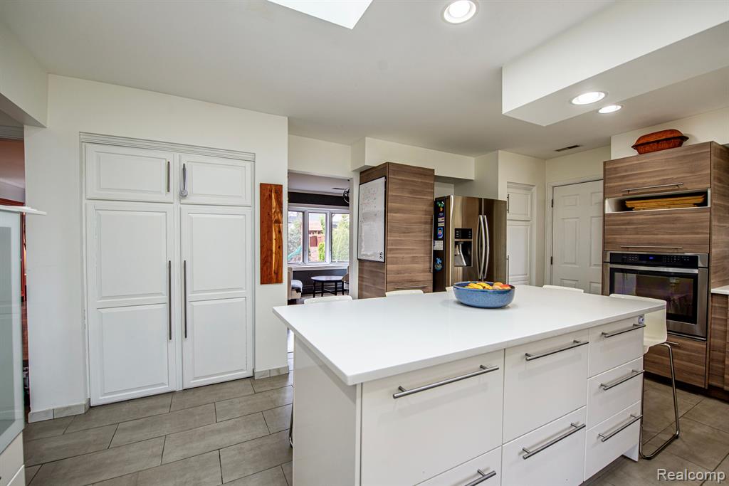 5698 RAVEN Road, Bloomfield Hills, MI 48301 — Photo 3