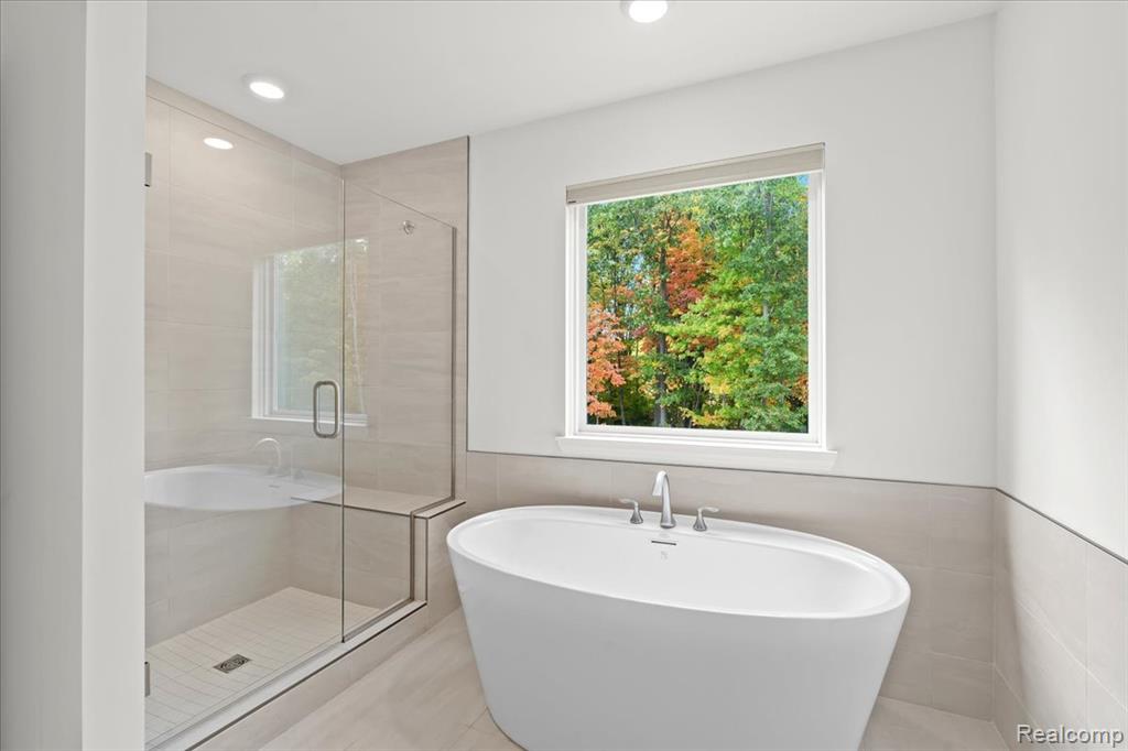 48255 Amber Lane Drive, Shelby Twp, MI 48315 — Photo 30
