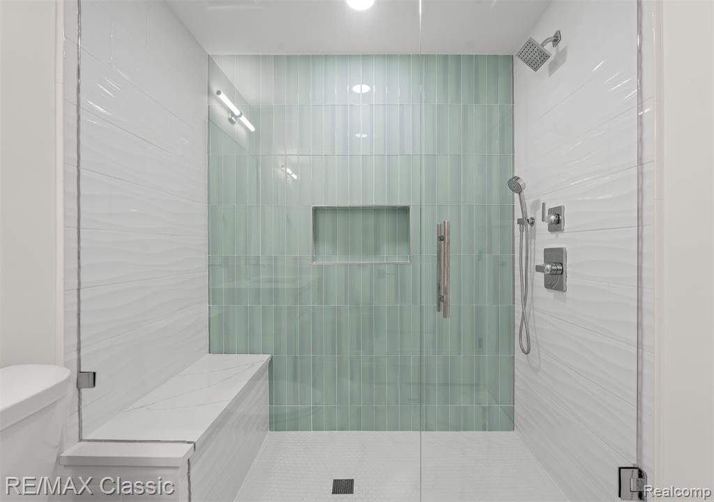 5567 Huron River Drive, Dexter, MI 48130 — Photo 32