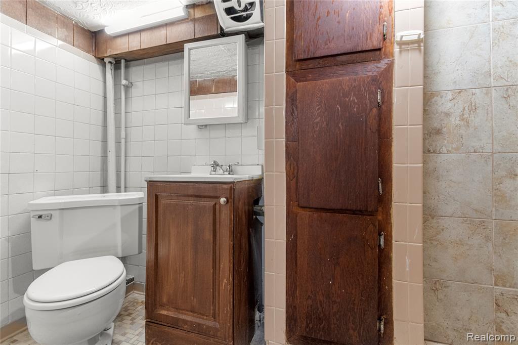 4736 Curtis Street, Dearborn, MI 48126 — Photo 28