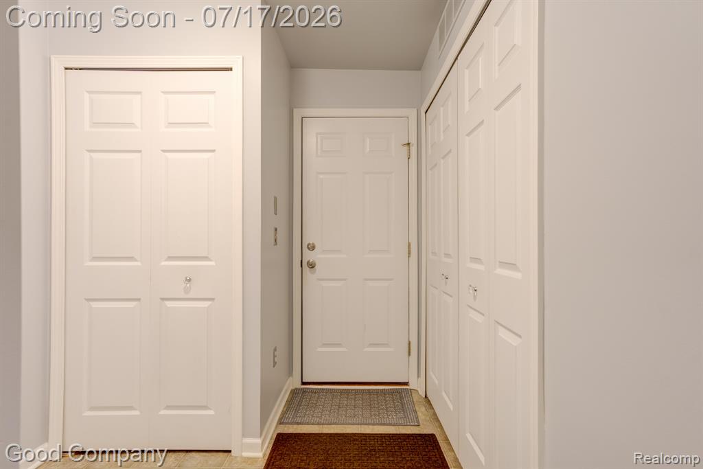 53041 Providence Drive, Utica, MI 48316 — Photo 33
