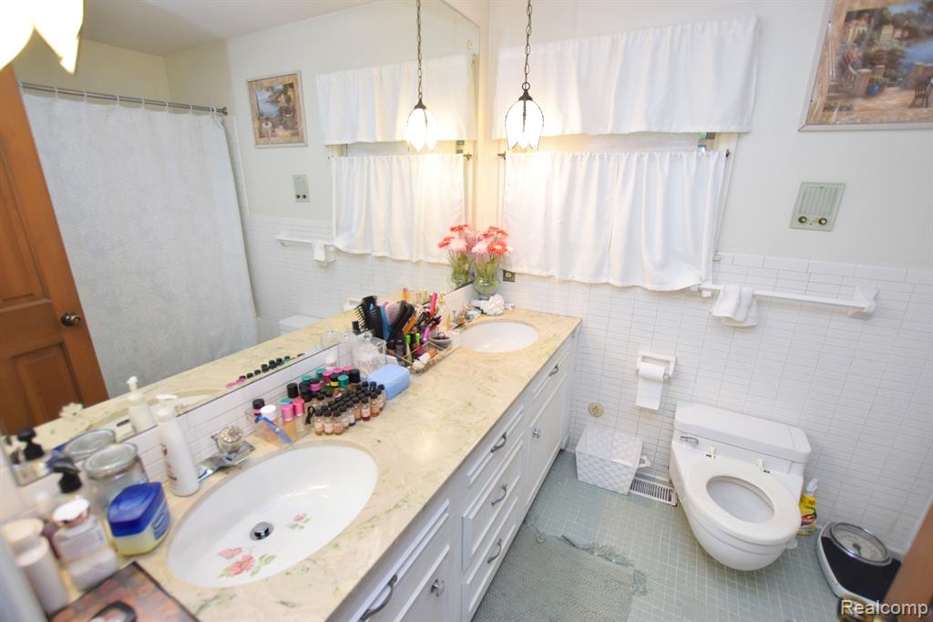 6196 SIERRA Pass, Flint, MI 48532 — Photo 24