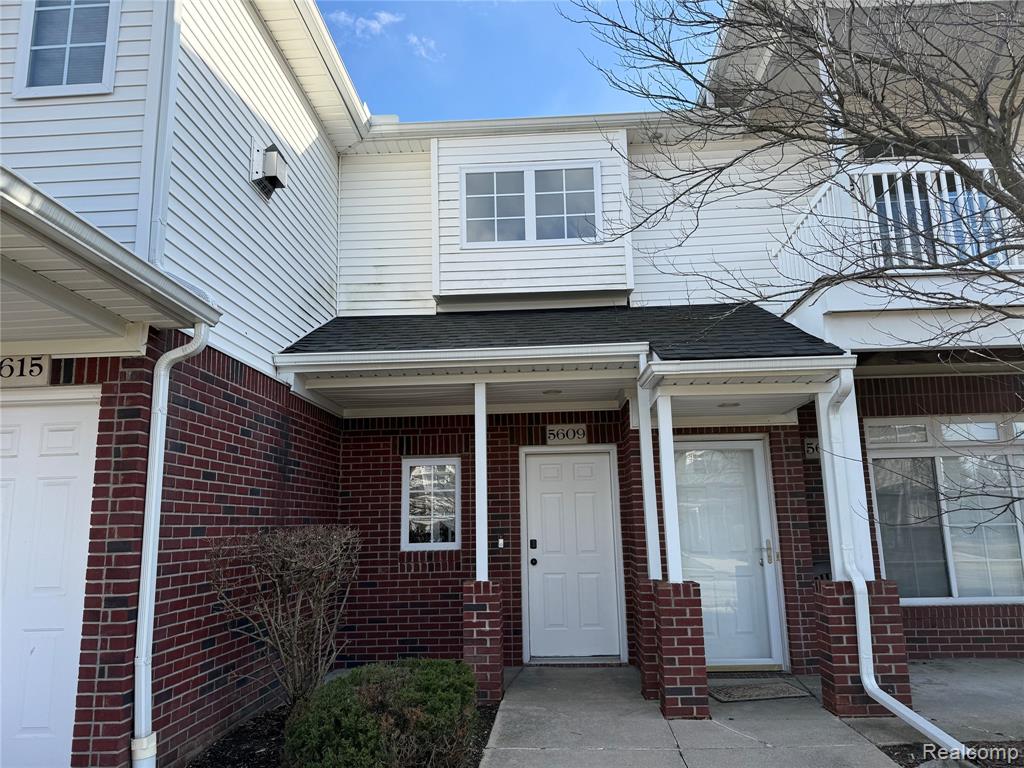5609 Acorn Lane, Sterling Heights, MI 48314 — front exterior