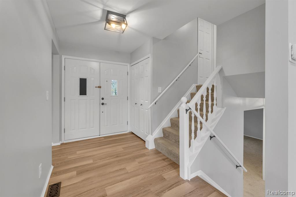7323 Burgundy Street, Canton, MI 48187 — Photo 10
